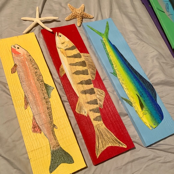 Your Choice Pallet Board Handpainted Fish - Picture 8 of 9